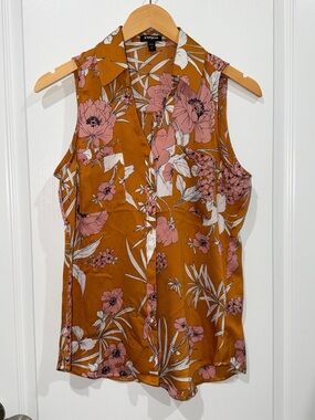 Express Sleeveless Floral V-Neck blouse - Rust & Pink size small button front